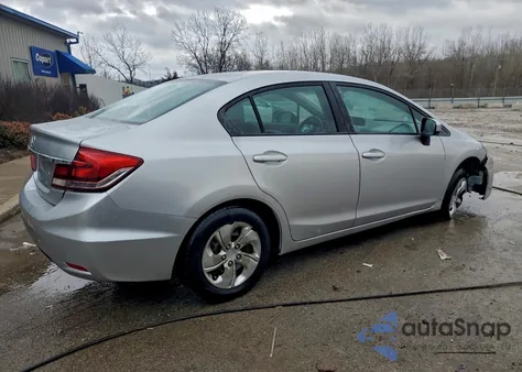 2015 Honda Civic Lx z USA, uszkodzony, nr VIN 19XFB2F59FE028639